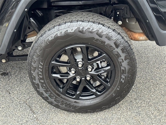 2023 Jeep Gladiator Sport