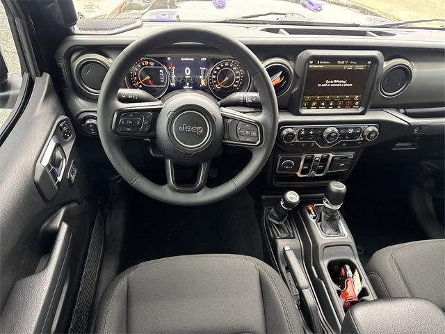 2023 Jeep Gladiator Sport