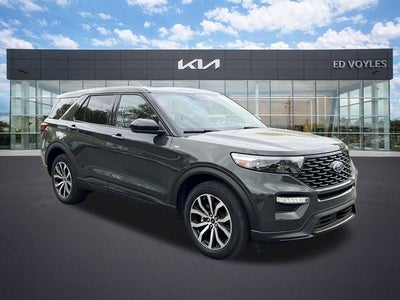 2022 Ford Explorer ST-Line