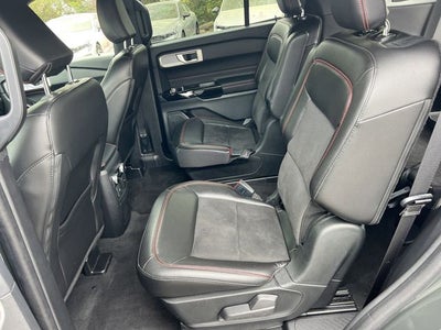 2022 Ford Explorer ST-Line