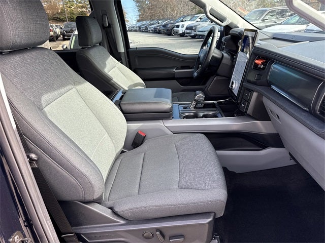 2024 Ford F-150 Lightning Flash