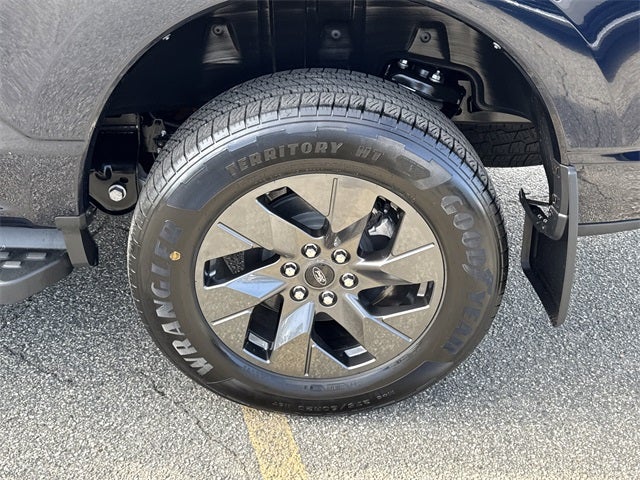 2024 Ford F-150 Lightning Flash