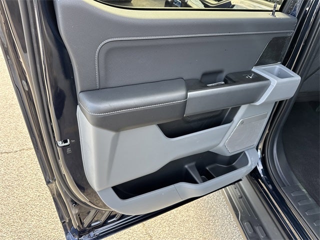 2024 Ford F-150 Lightning Flash