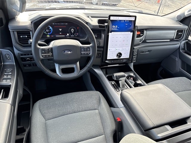 2024 Ford F-150 Lightning Flash