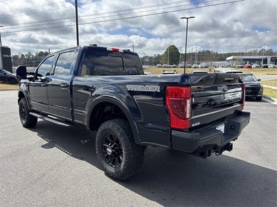 2022 Ford F-250SD Lariat