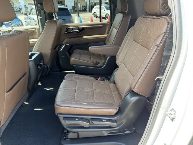 2025 Chevrolet Suburban High Country