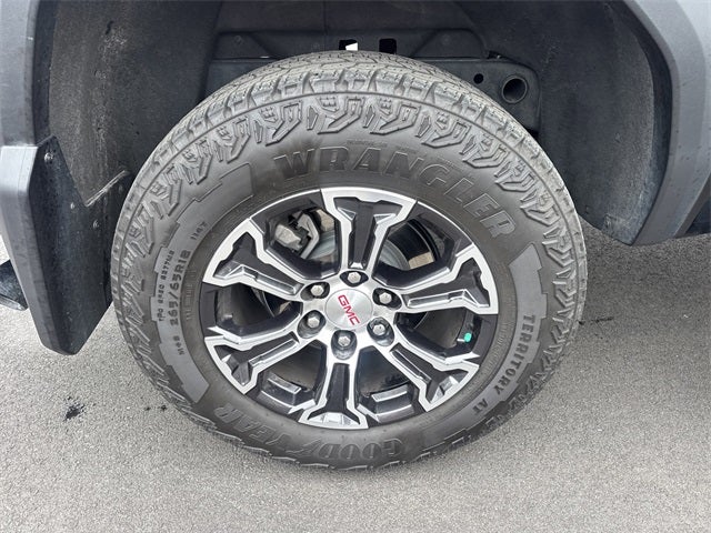 2024 GMC Canyon AT4