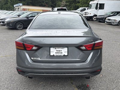 2020 Nissan Altima 2.5 SR