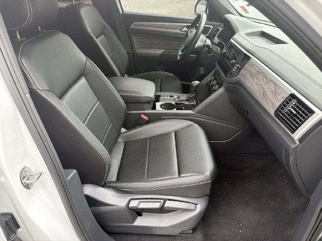 2023 Volkswagen Atlas Cross Sport 2.0T SE w/Technology