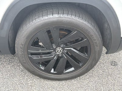 2023 Volkswagen Atlas Cross Sport 2.0T SE w/Technology