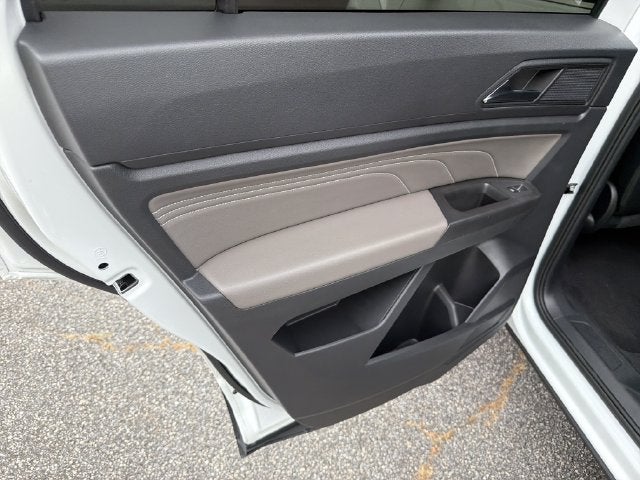 2023 Volkswagen Atlas Cross Sport 2.0T SE w/Technology
