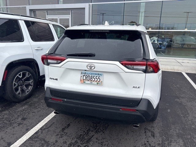 2021 Toyota RAV4 XLE