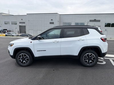 2025 Jeep Compass Trailhawk