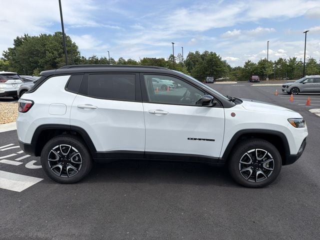 2025 Jeep Compass Trailhawk