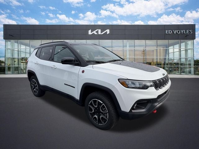 2024 Jeep Compass Trailhawk