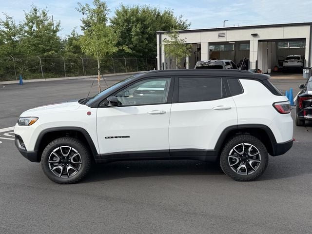 2024 Jeep Compass Trailhawk