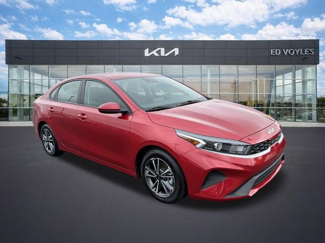 2022 Kia Forte LXS AT's photo