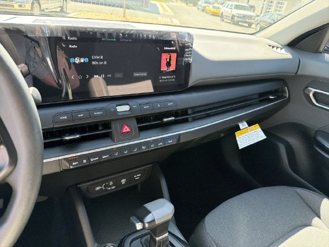 2025 Kia K4 LX
