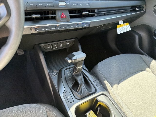 2025 Kia K4 LX