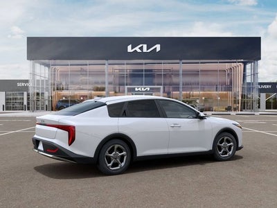 2026 Kia K4 LXS