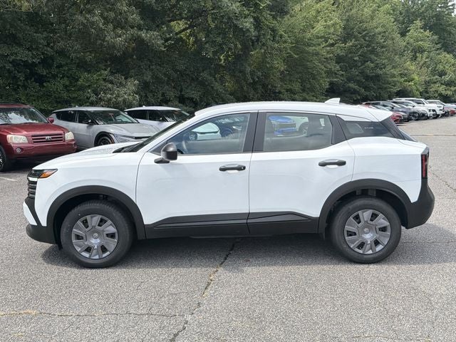2025 Nissan Kicks S