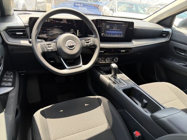 2025 Nissan Kicks S