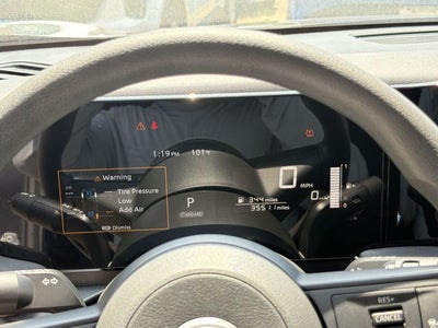 2025 Nissan Kicks S