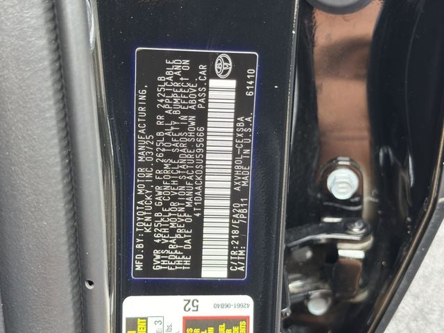 2025 Toyota Camry SE