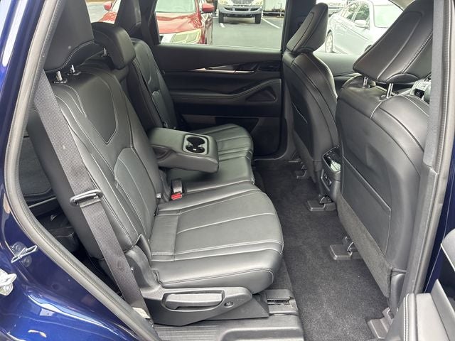 2022 INFINITI QX60 PURE