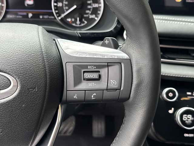 2022 INFINITI QX60 PURE