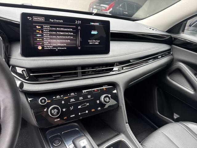 2022 INFINITI QX60 PURE