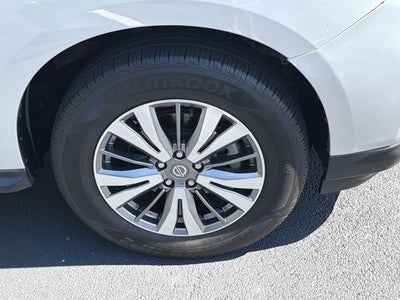2019 Nissan Pathfinder SL