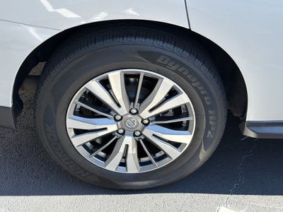 2019 Nissan Pathfinder SL