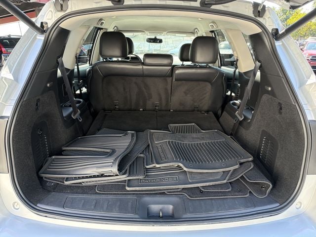 2019 Nissan Pathfinder SL
