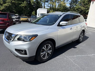 2019 Nissan Pathfinder SL