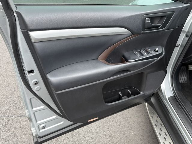 2019 Toyota Highlander LE Plus