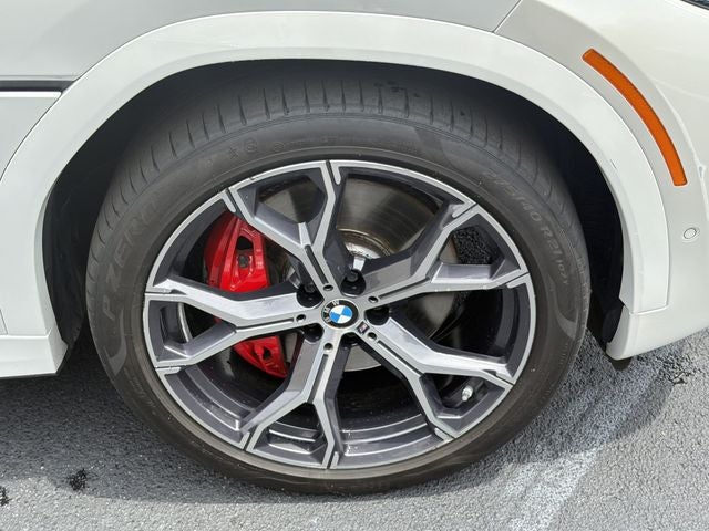 2022 BMW X6 xDrive40i