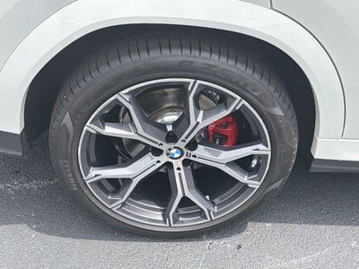 2022 BMW X6 xDrive40i