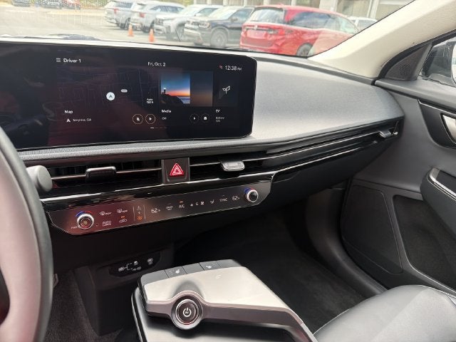 2025 Kia EV6 Light