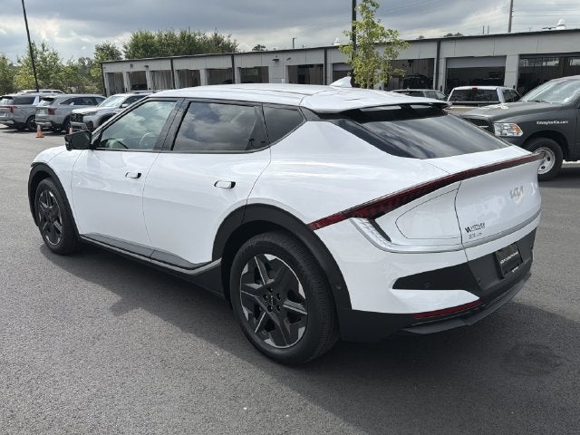 2025 Kia EV6 Light