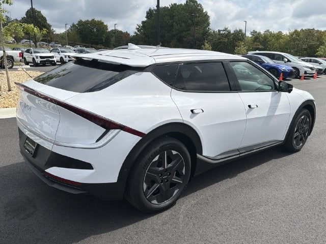 2025 Kia EV6 Light