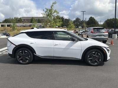 2025 Kia EV6 Light