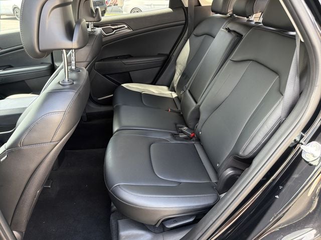 2024 Kia Sportage EX Certified Pre-Owned!!