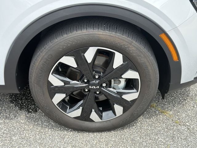 2024 Kia Sportage X-Line Certified Pre-Owned!