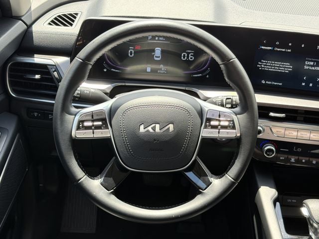 2024 Kia Telluride LX