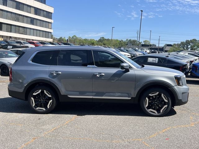 2024 Kia Telluride S Certified Pre-Owned!