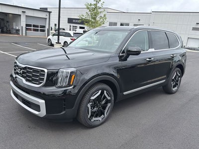 2025 Kia Telluride S Certified Pre-Owned!