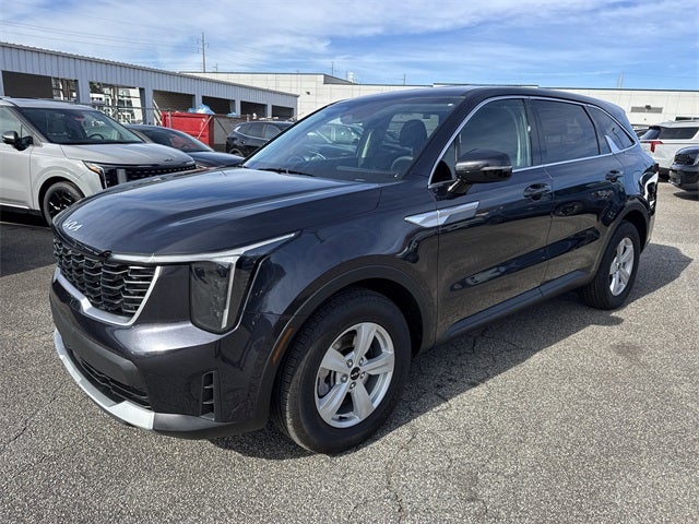 2025 Kia Sorento LX