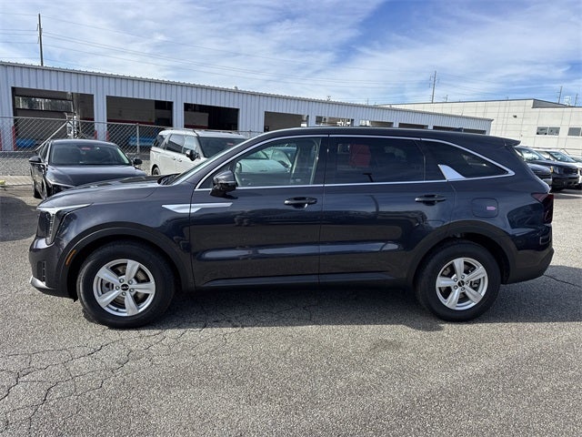 2025 Kia Sorento LX
