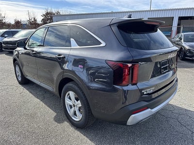 2025 Kia Sorento LX